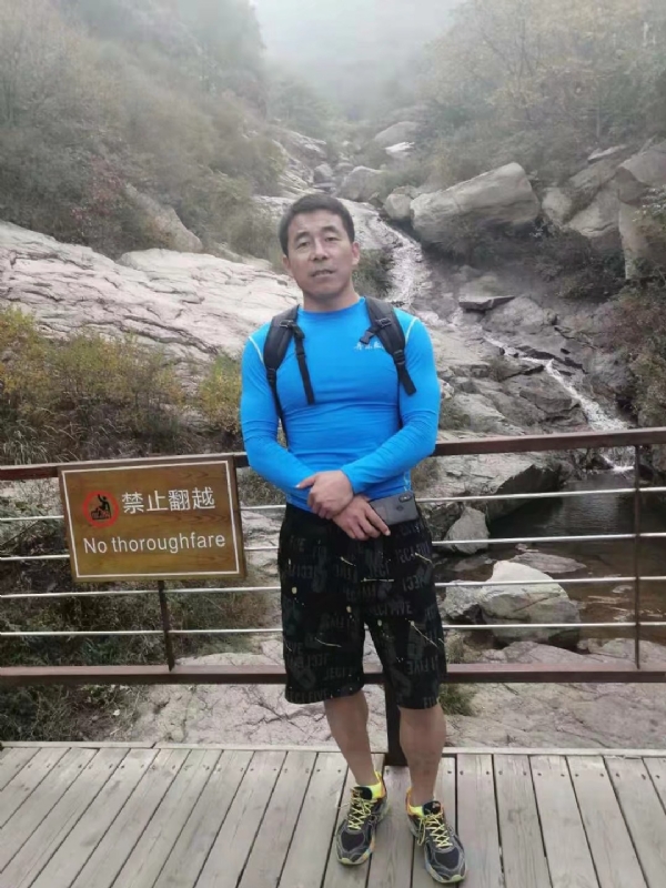 四季阳光的第一张照片--湛江相亲服务中心