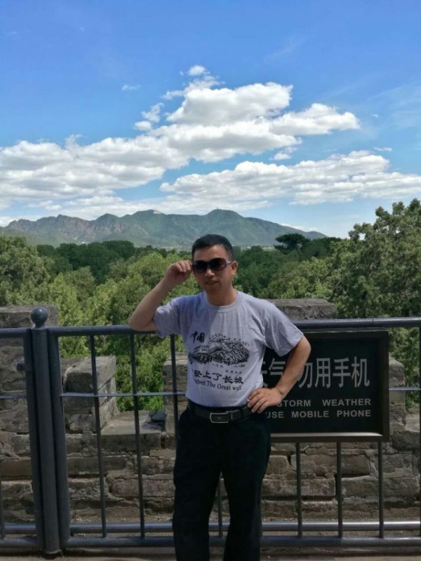 天天心情好的第一张照片--湛江相亲服务中心
