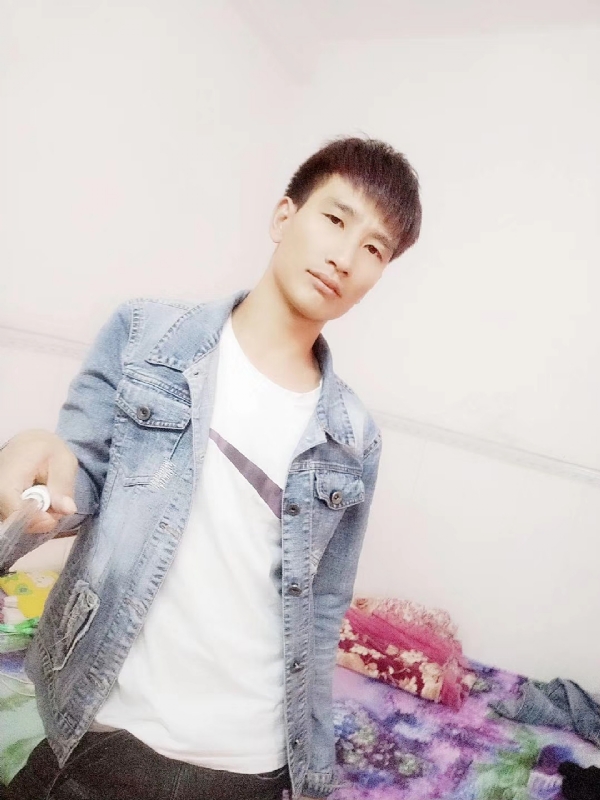 心好痛的第一张照片--湛江相亲服务中心