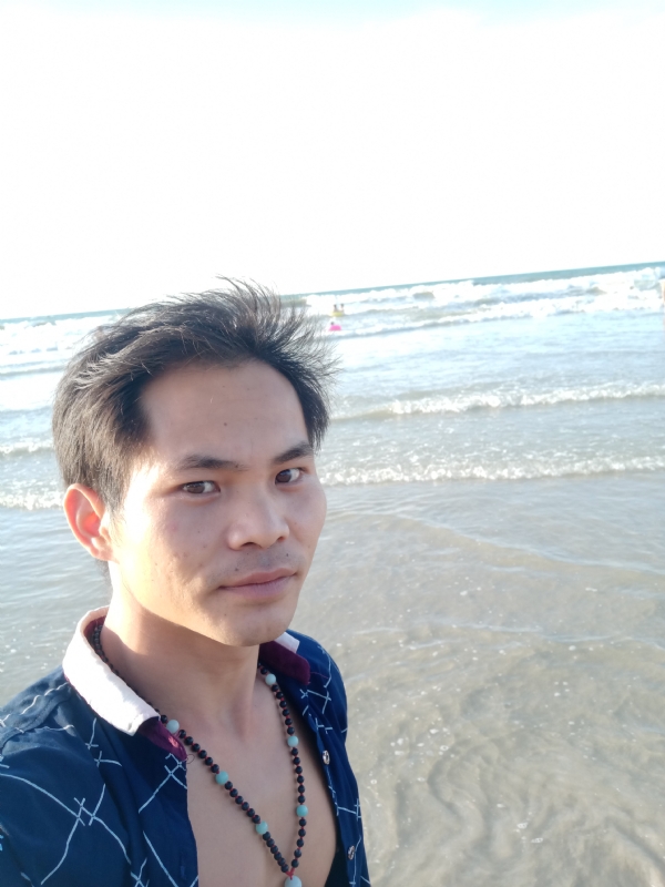 爱已欠费的第一张照片--湛江相亲服务中心