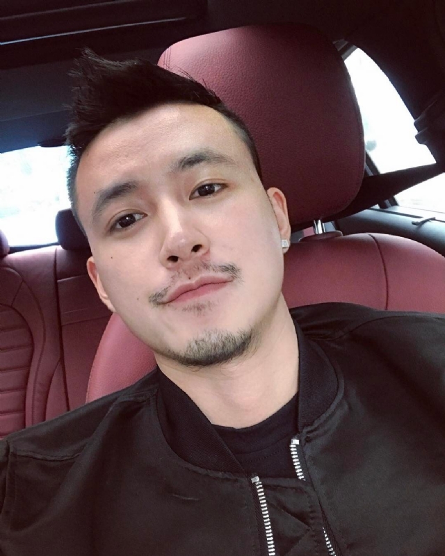 隆刘的第一张照片--湛江相亲服务中心