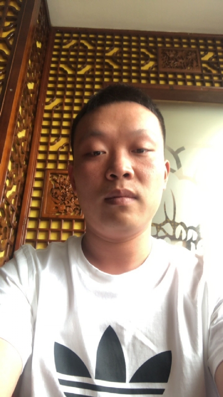 唐子龙的第一张照片--湛江相亲服务中心