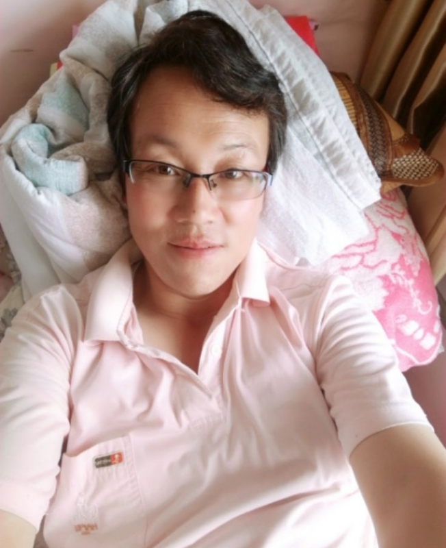 一吻天荒的第一张照片--湛江相亲服务中心
