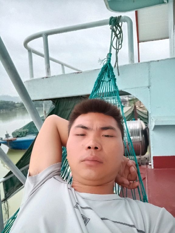 小哥哥的第一张照片--湛江相亲服务中心