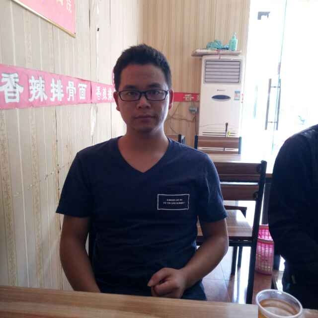 会哭的星星的第三张照片--湛江相亲服务中心