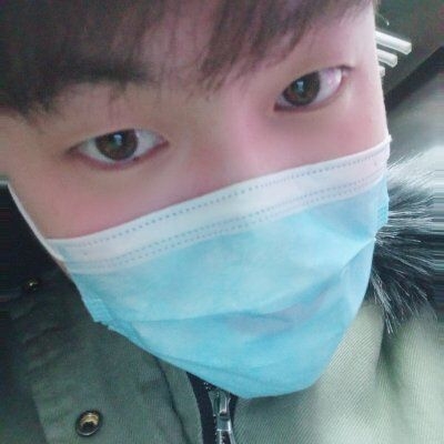 大学生的第一张照片--湛江相亲服务中心
