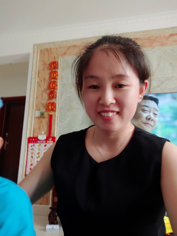 睿智的第一张照片--湛江相亲服务中心