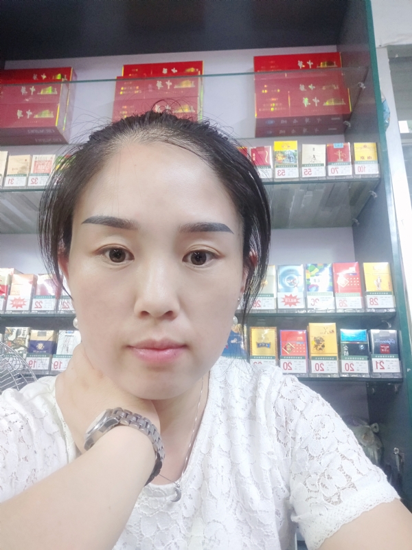睿智的第二张照片--湛江相亲服务中心