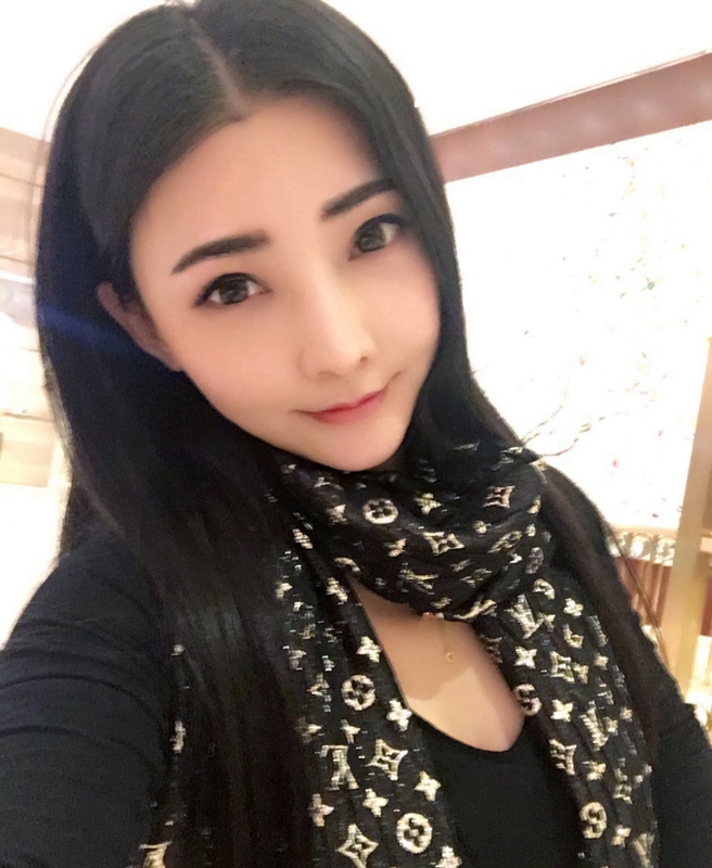 詩詩的第一张照片--湛江相亲服务中心