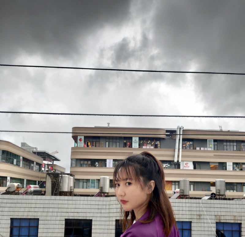 李家小姐的第三张照片--湛江相亲服务中心