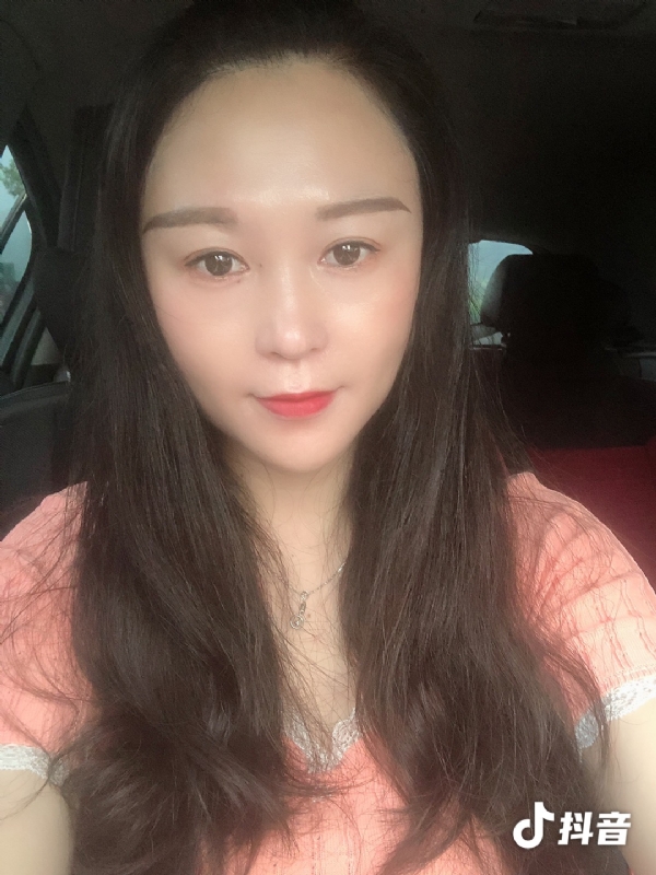 云云的第一张照片--湛江相亲服务中心