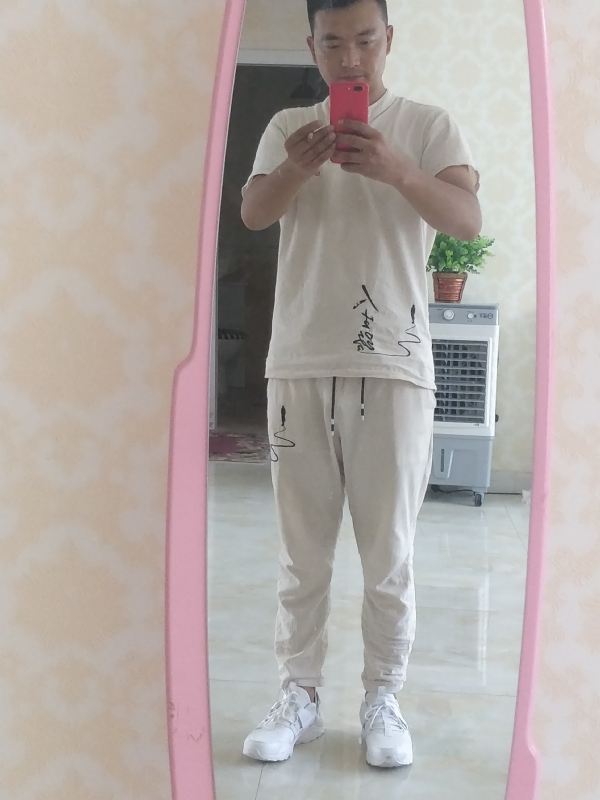 一天一根烟的第二张照片--湛江相亲服务中心