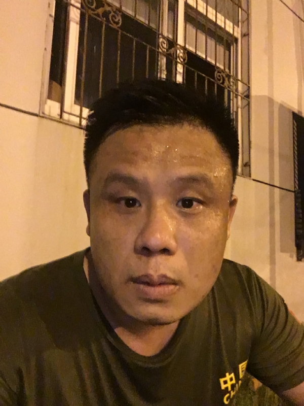 James2020的第一张照片--湛江相亲服务中心
