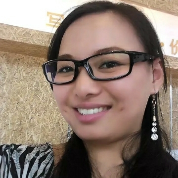 蕊倪的第一张照片--湛江相亲服务中心