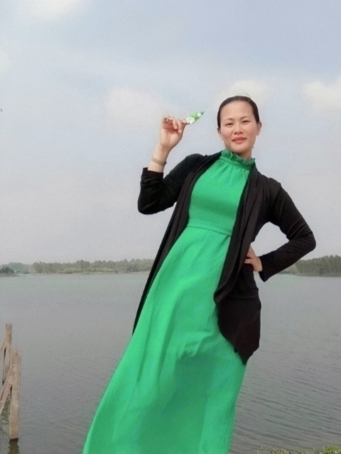 李梅的第二张照片--湛江相亲服务中心