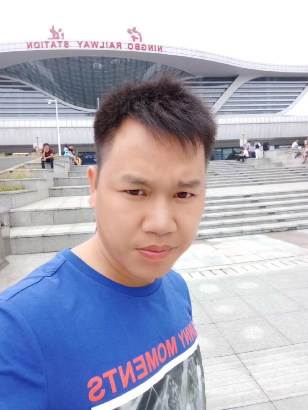 笑对人生的第一张照片--湛江相亲服务中心