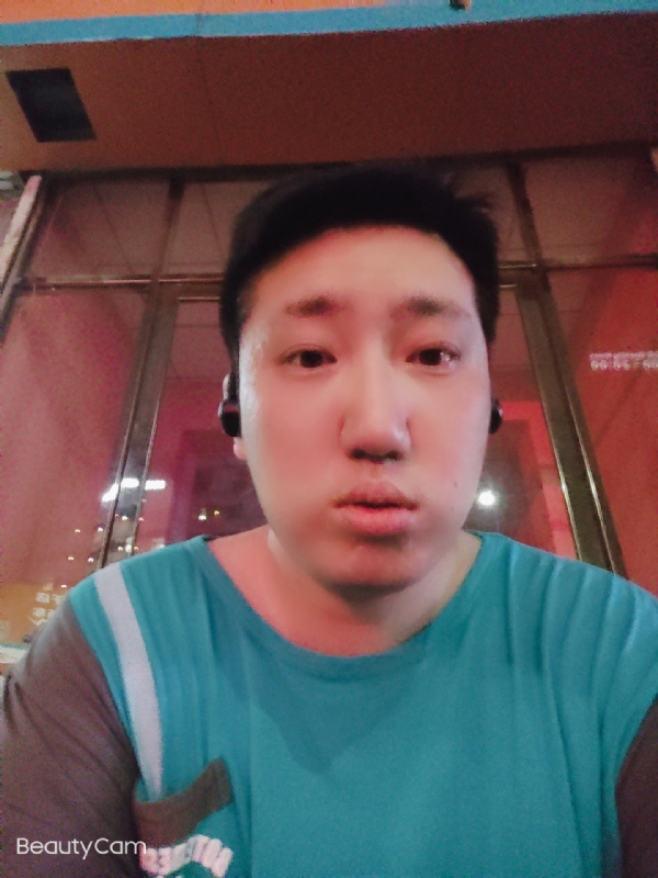 夜月星辰的第一张照片--湛江相亲服务中心
