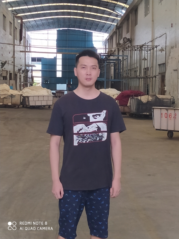 六月雨的第一张照片--湛江相亲服务中心