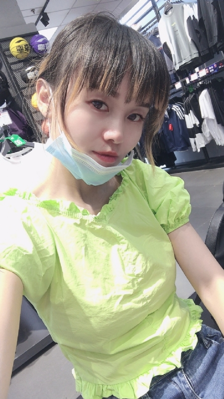 婀娜袅袅的第一张照片--湛江相亲服务中心