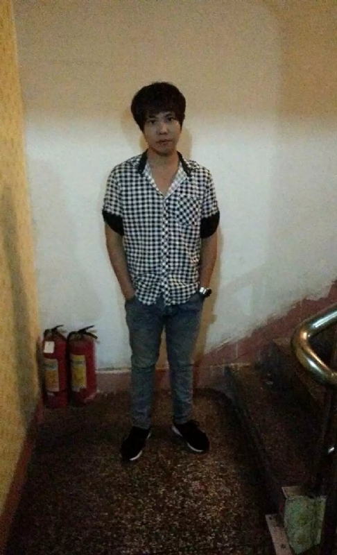 单身征婚的第一张照片--湛江相亲服务中心