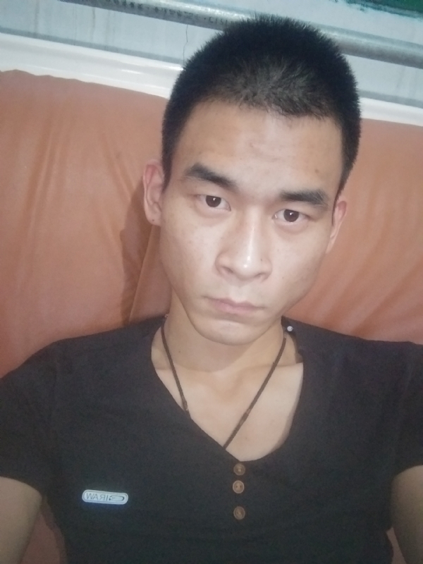 单身狗一枚的第一张照片--湛江相亲服务中心