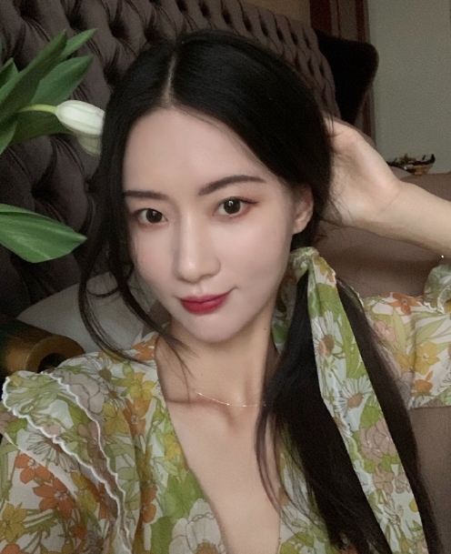 倾城的第一张照片--湛江相亲服务中心