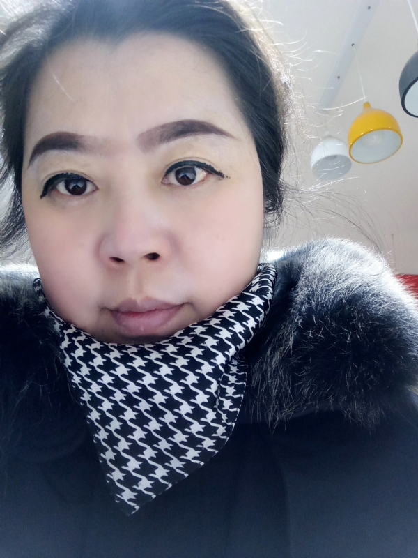 余猪猪的第一张照片--湛江相亲服务中心