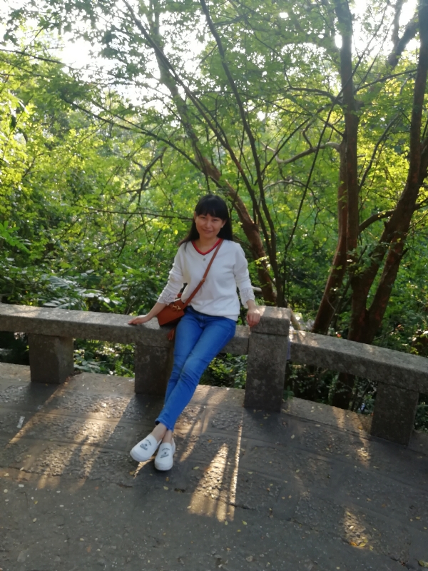 夏陌的第一张照片--湛江相亲服务中心