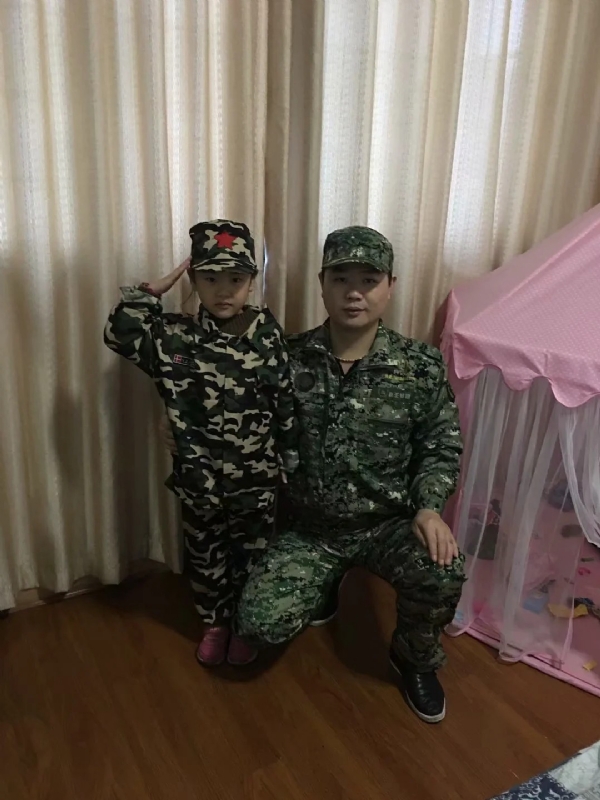 俗人的第一张照片--湛江相亲服务中心
