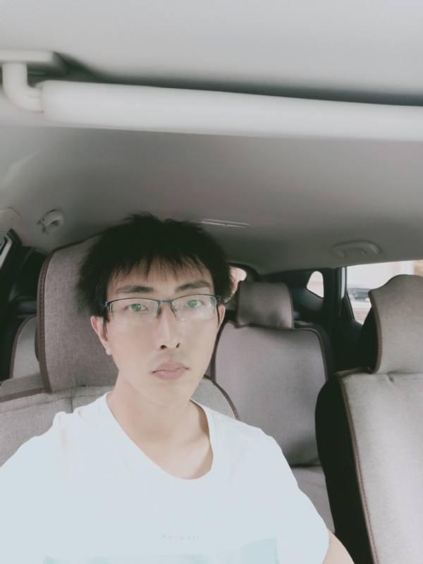 阳光大男孩的第一张照片--湛江相亲服务中心