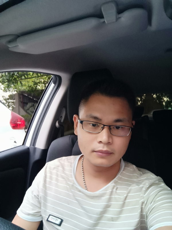 水明的第二张照片--湛江相亲服务中心