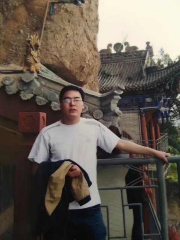 情迷海棠的第一张照片--湛江相亲服务中心