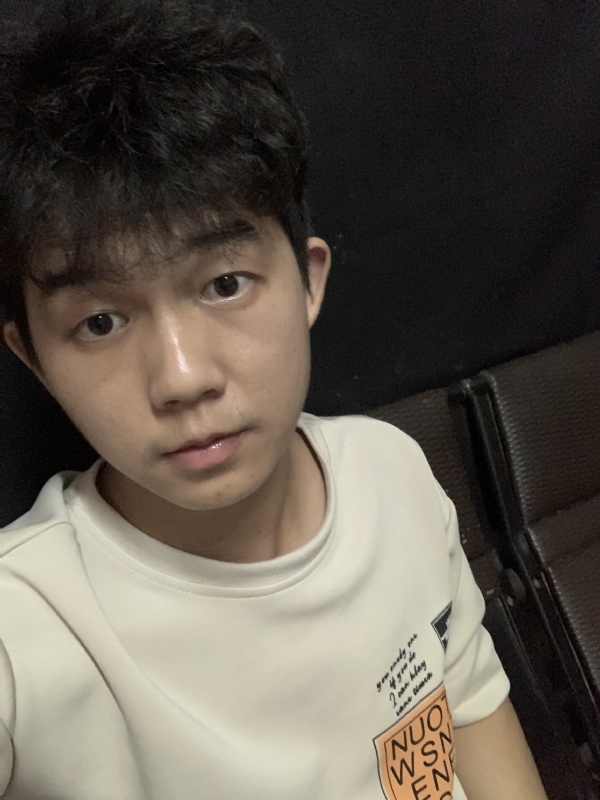 na?s?s的第一张照片--湛江相亲服务中心