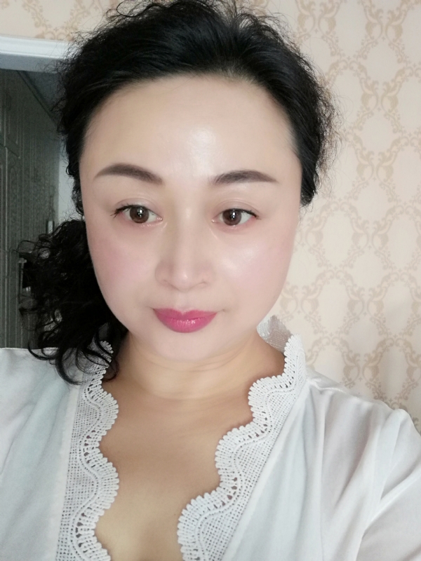 花谢花飞的第一张照片--湛江相亲服务中心