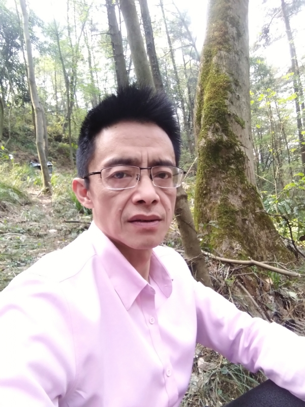 吴彬的第一张照片--湛江相亲服务中心