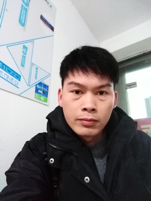 微笑的第一张照片--湛江相亲服务中心