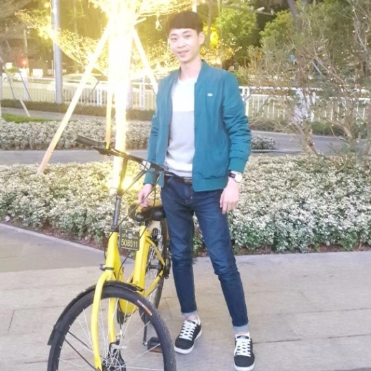 李伟的第一张照片--湛江相亲服务中心