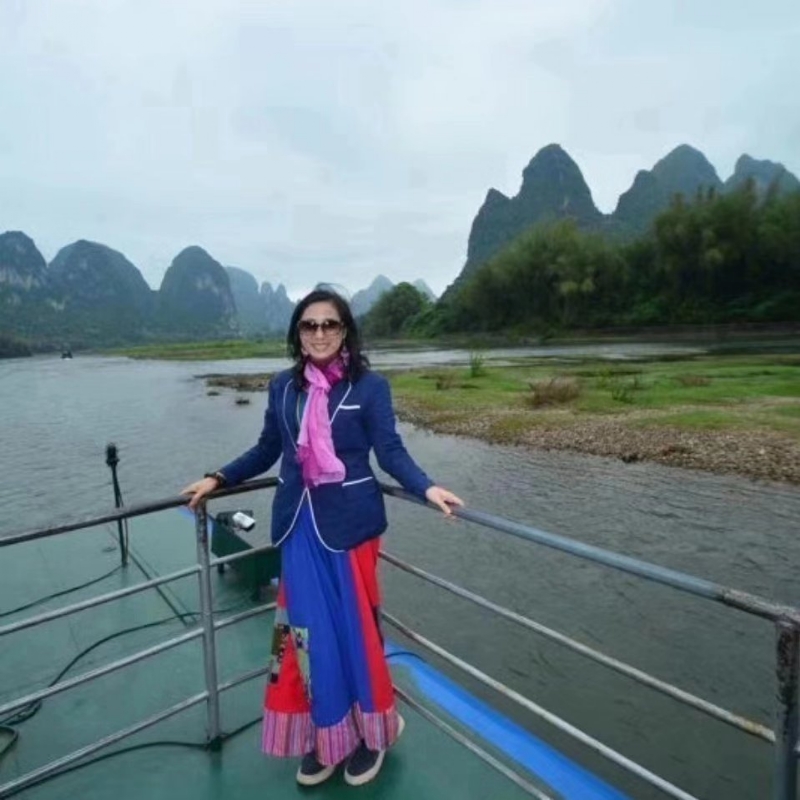 julia的第一张照片--湛江相亲服务中心