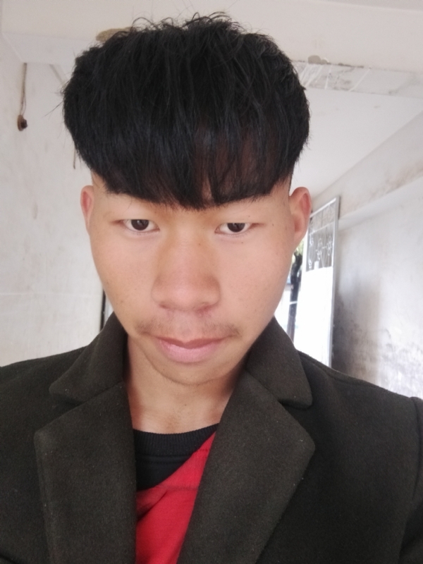 少年不在少的第二张照片--湛江相亲服务中心