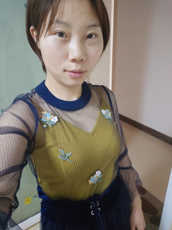 离落的第一张照片--湛江相亲服务中心