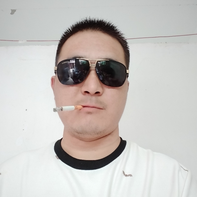 白伟伟的第一张照片--湛江相亲服务中心