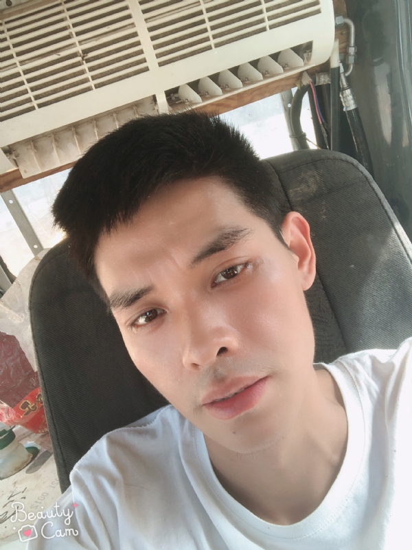 小董的第一张照片--湛江相亲服务中心