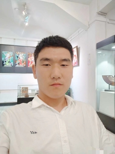 自律人生的第一张照片--湛江相亲服务中心