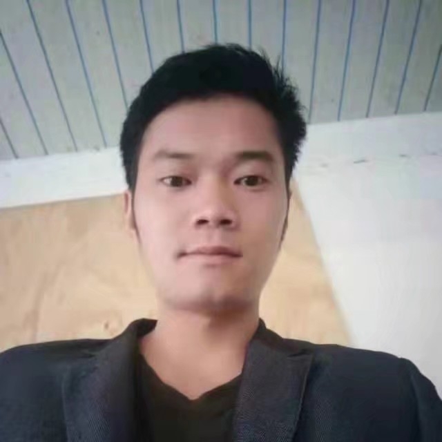 紫色的烟花的第一张照片--湛江相亲服务中心