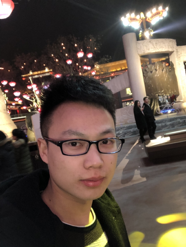 吃葡萄不吐葡萄皮的第二张照片--湛江相亲服务中心