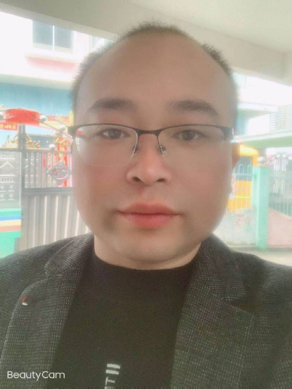 海阔凭鱼跃的第一张照片--湛江相亲服务中心