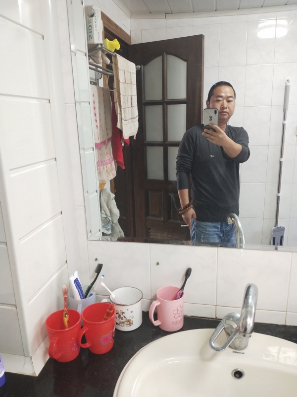 半世人间的第二张照片--湛江相亲服务中心