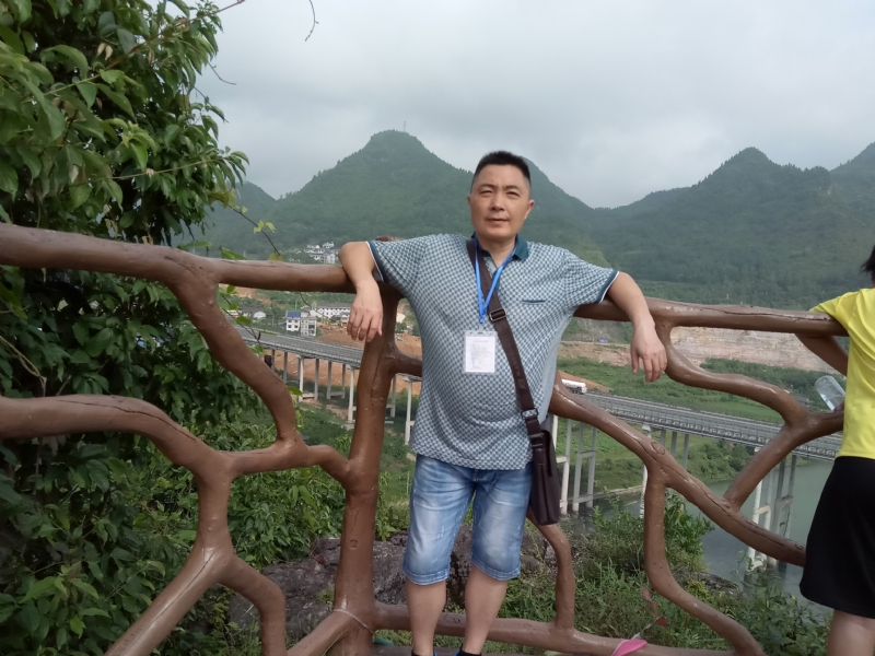 岁月无声的第一张照片--湛江相亲服务中心