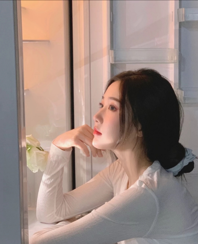 風吹過臉頰的第一张照片--湛江相亲服务中心