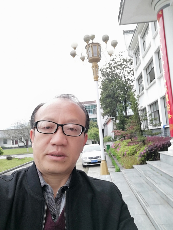 玫瑰祥云的第二张照片--湛江相亲服务中心